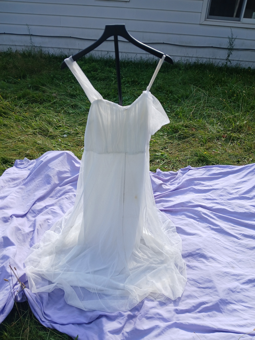 White Off-Shoulder Tulle Evening Dress
